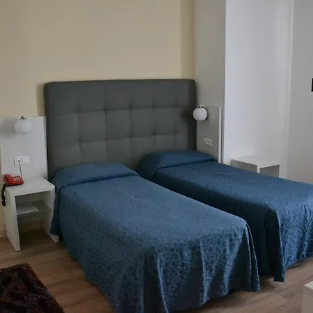 Stockholm מלון 3*